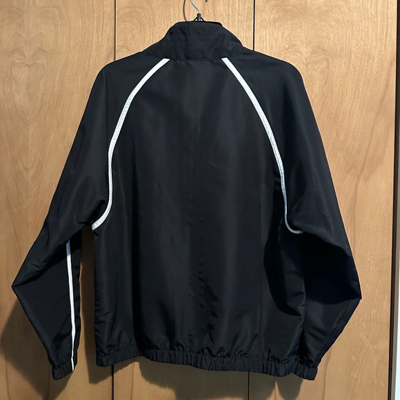 New Balance Jacket - Picture 2 of 6